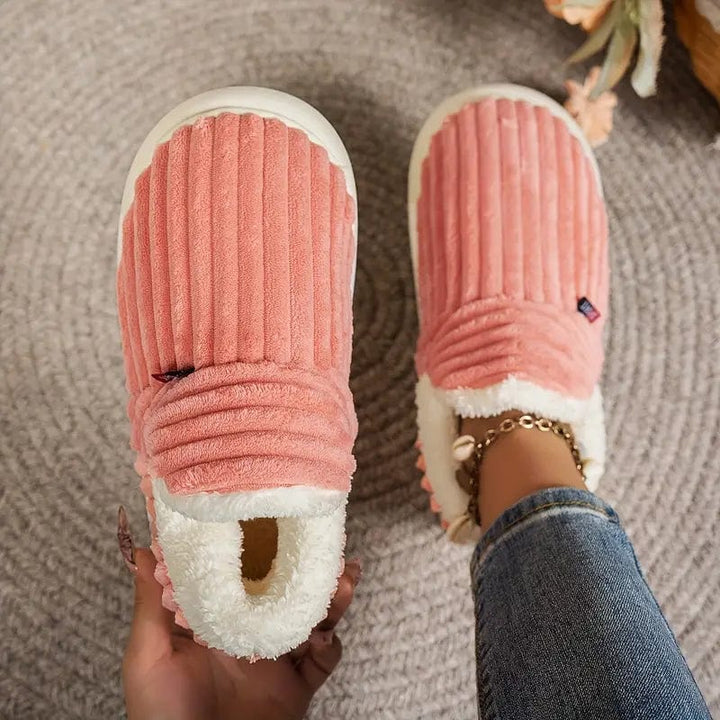 Cozy Unisex Closed Slippers