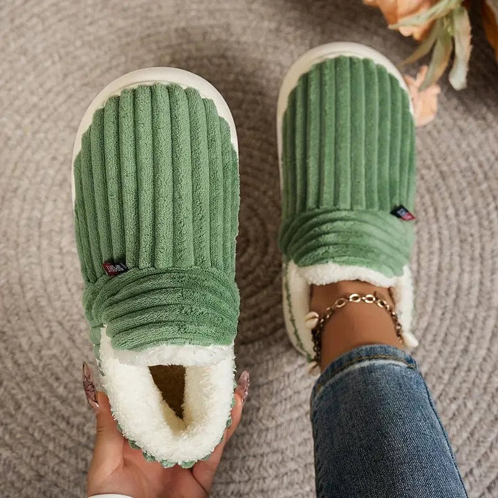 Cozy Unisex Closed Slippers