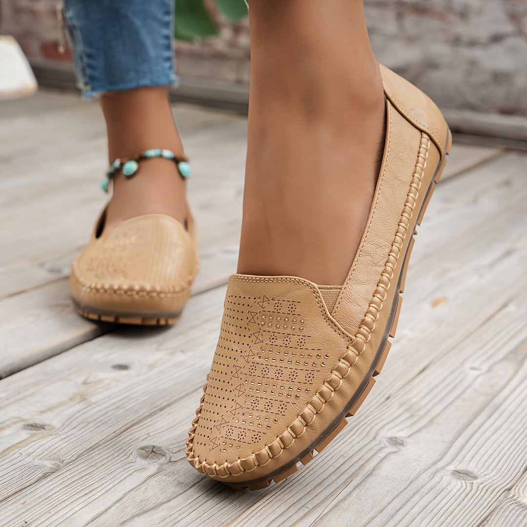 Retro Rhinestone Flats - Glamorous Fashion Shoes