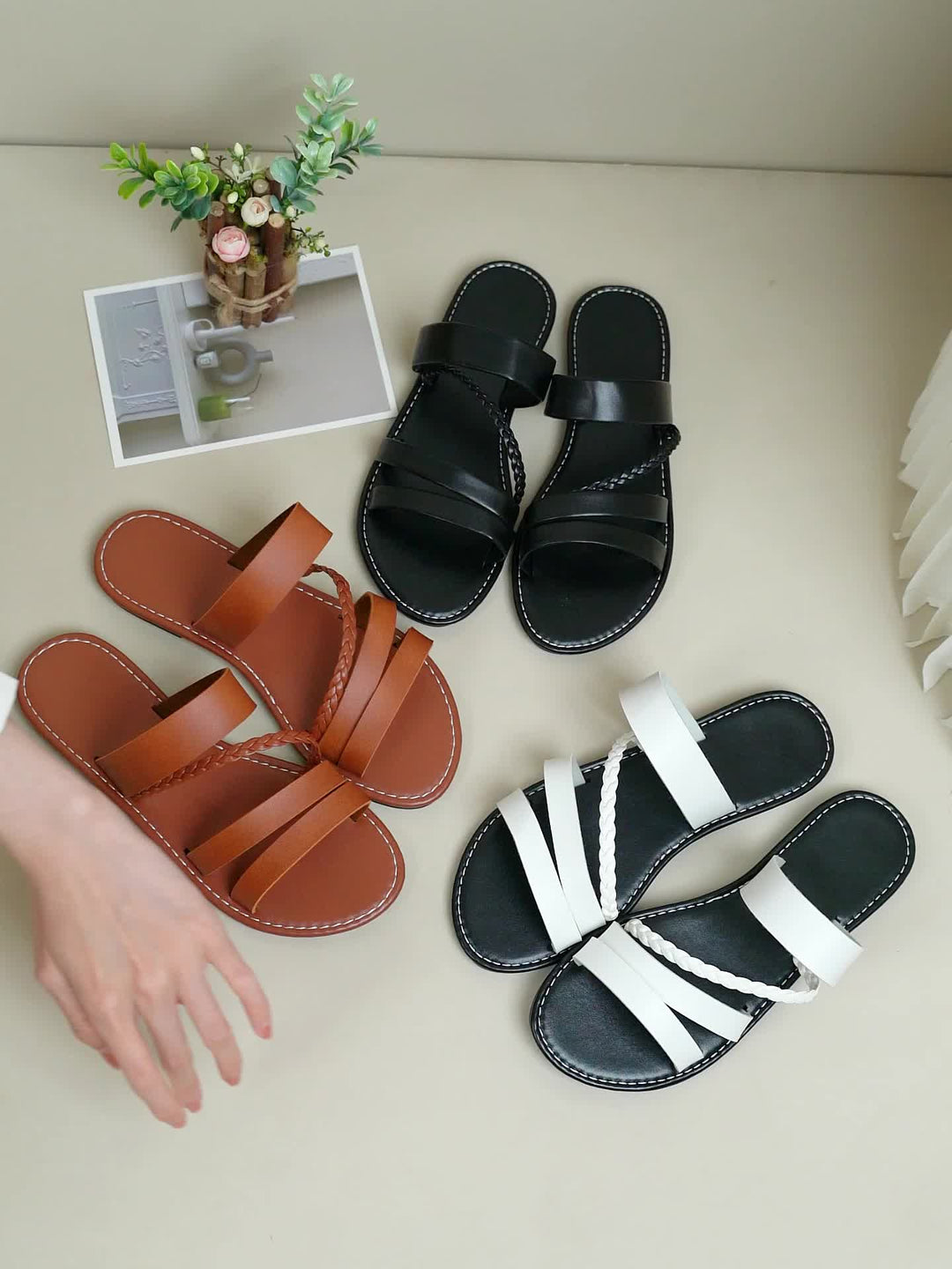 Women's Flat Woven Slide Sandals