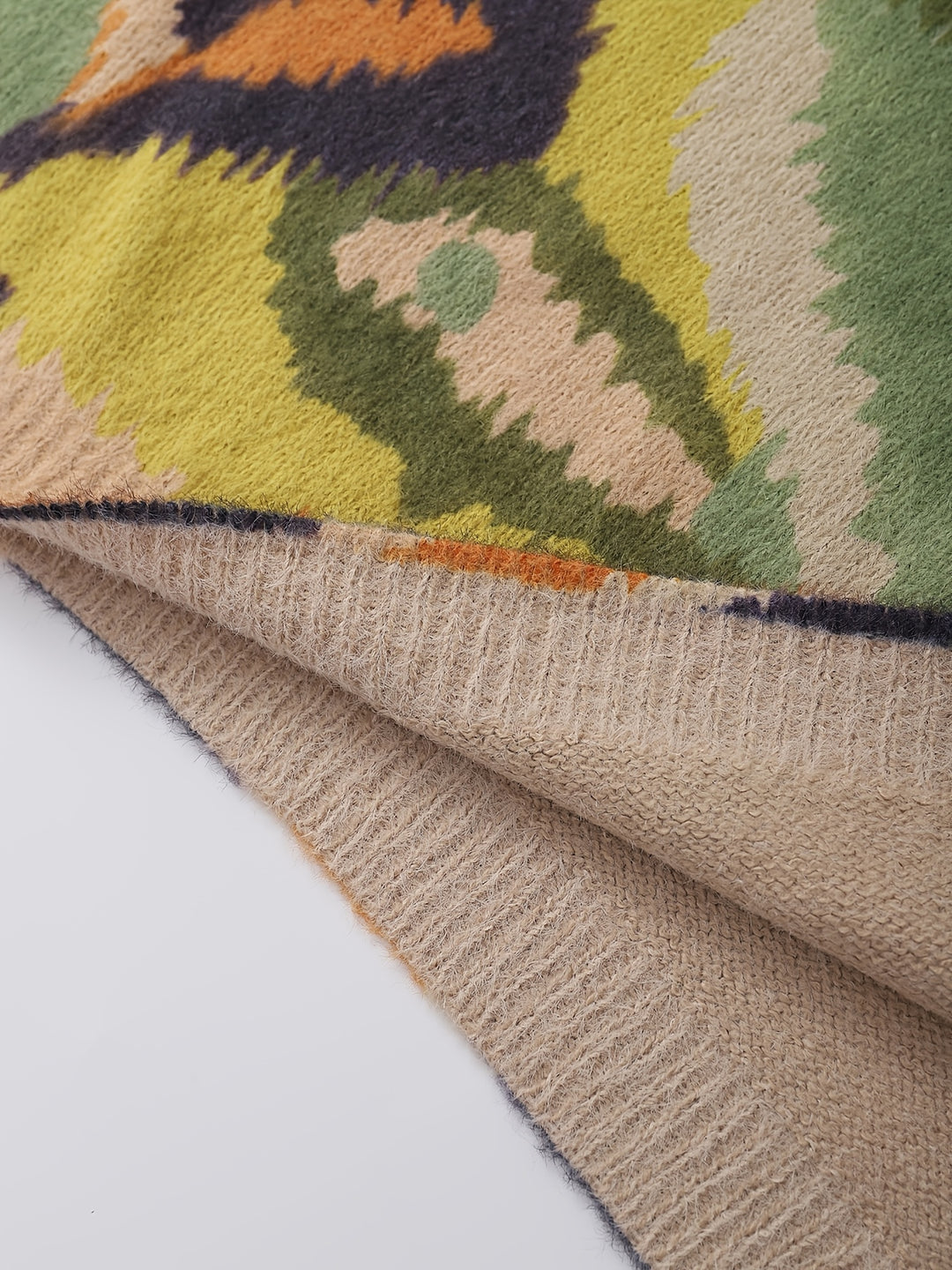 Bohemian Sweater Heart Pattern