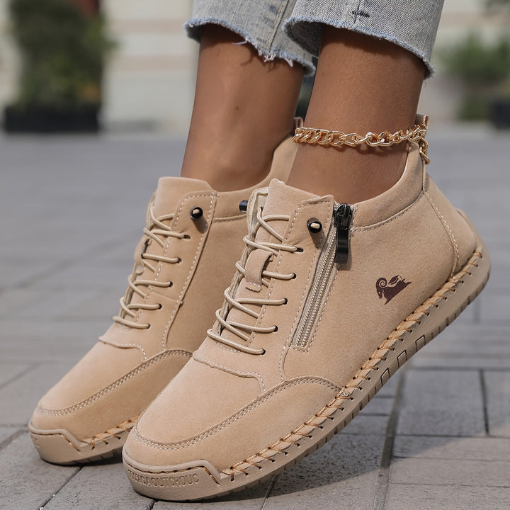 Mila – Cozy Orthopedic Sneakers with Zipper Closure
