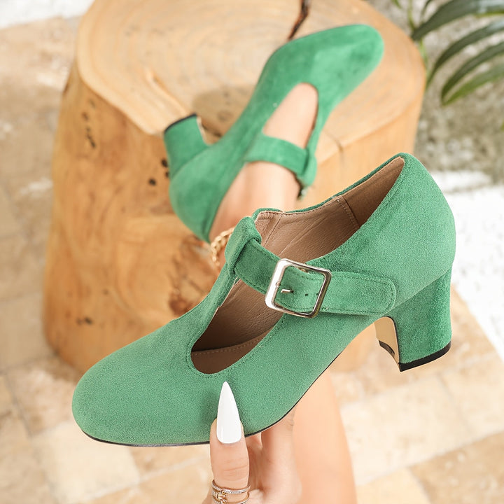 Lola – Timeless Elegance and Unmatched Comfort