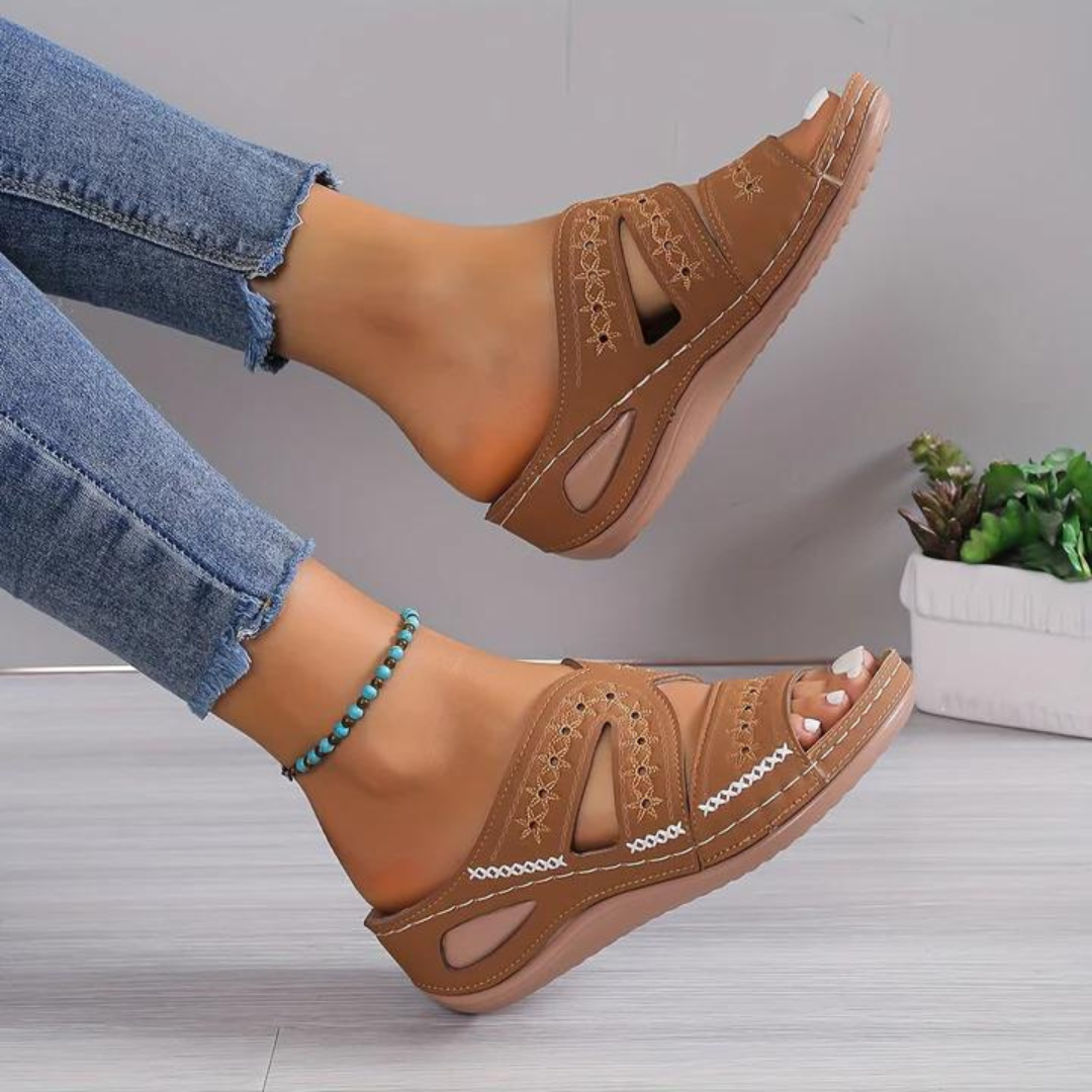 Emma's - The Wide-Foot Solution