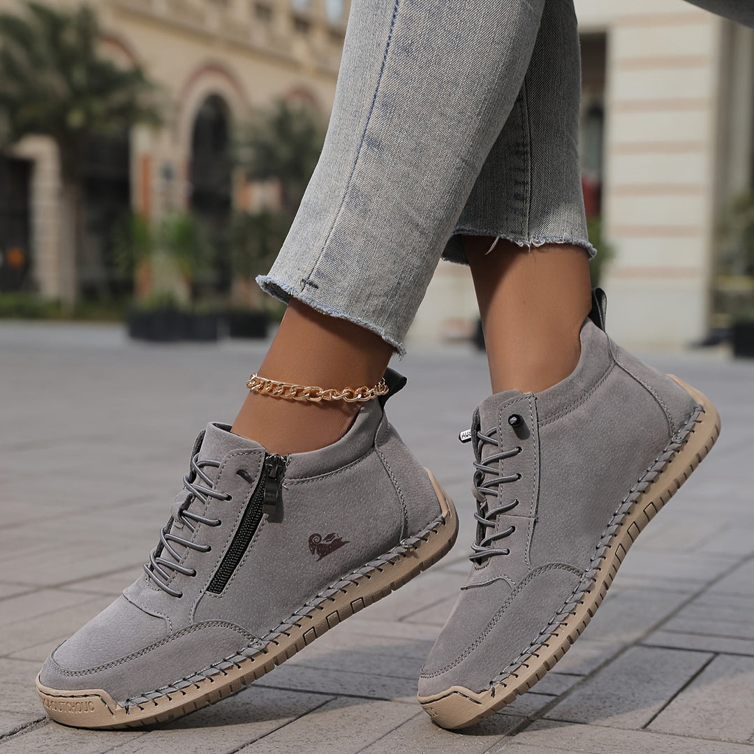 Mila – Cozy Orthopedic Sneakers with Zipper Closure