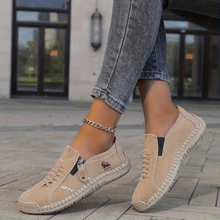 Nila – Stylish Comfort with Convenient Zipper