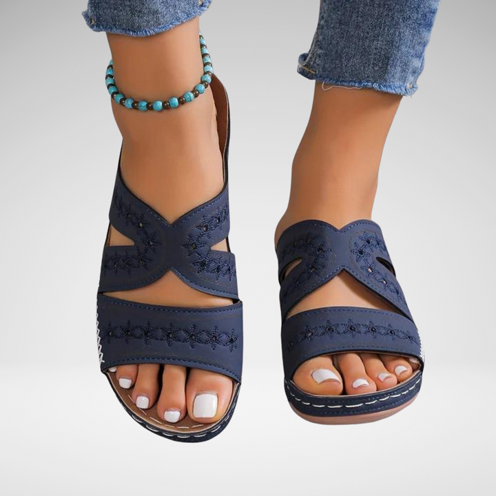 Emma's - The Wide-Foot Solution
