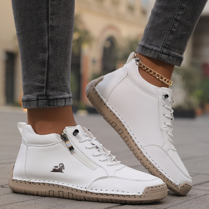 Mila – Cozy Orthopedic Sneakers with Zipper Closure