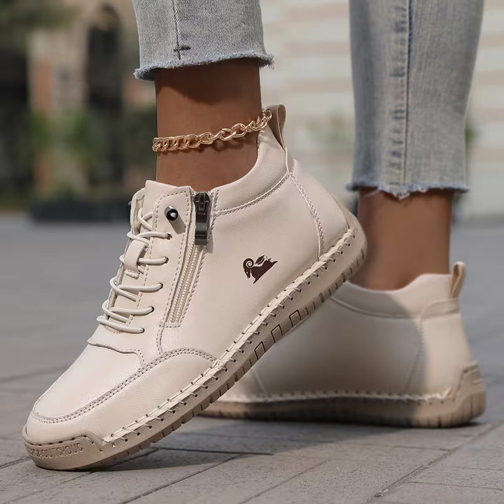 Mila – Cozy Orthopedic Sneakers with Zipper Closure