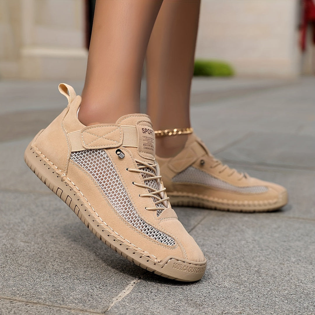 Mira – Lightweight Summer Comfort Featuring Breathable Design
