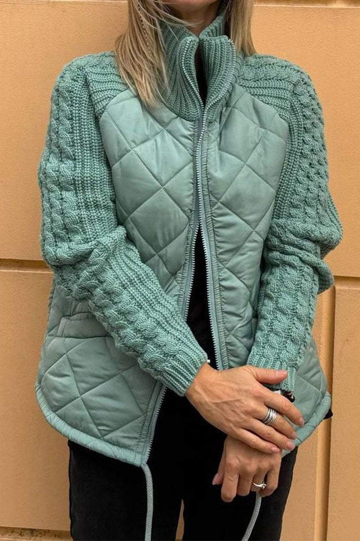 Caroline- Soft & Textured Beige Quilted Jacket | Two-Tone Design